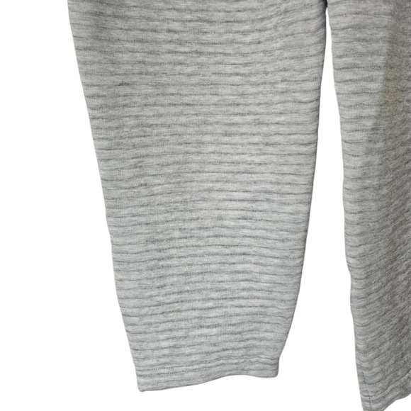 Athleta Barrel Leg Ribbed Quilted Cropped Sweatpants Joggers, Gray, XS Petite - Picture 5 of 9